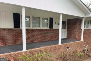 110 Hillridge Dr, Warner Robins, GA 31088 - Photo 2