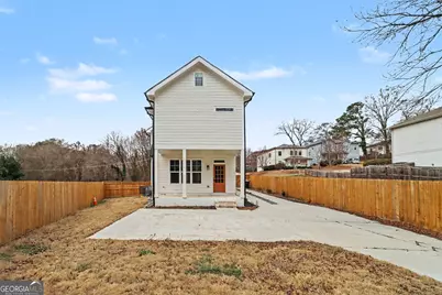 327 Ohm Avenue, Scottdale, GA 30079 - Photo 40