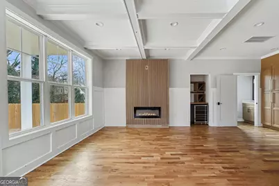 327 Ohm Avenue, Scottdale, GA 30079 - Photo 8