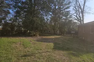 846 Harvey St, Millen, GA 30442 - Photo 18