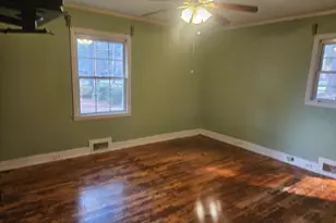 846 Harvey St, Millen, GA 30442 - Photo 8