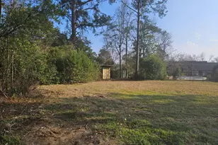 846 Harvey St, Millen, GA 30442 - Photo 14