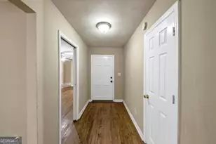 6764 Brookwood Cir, Jonesboro, GA 30236 - Photo 14