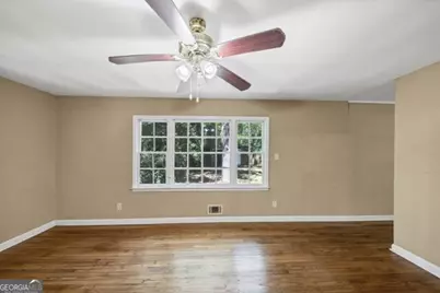 6764 Brookwood Circle, Jonesboro, GA 30236 - Photo 8