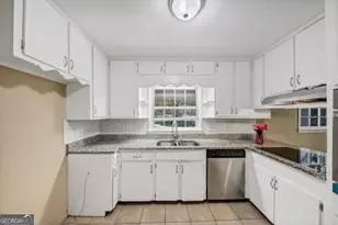 6764 Brookwood Cir, Jonesboro, GA 30236 - Photo 22