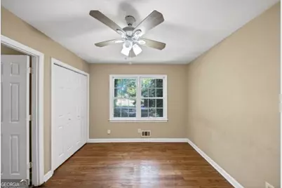 6764 Brookwood Circle, Jonesboro, GA 30236 - Photo 6