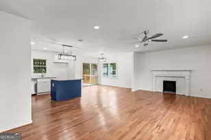 32 Hillcrest Dr SE, Austell, GA 30168 - Photo 6