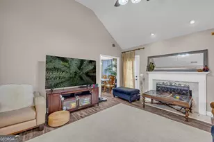 105 Hidden Lake Ct, Hull, GA 30646 - Photo 8