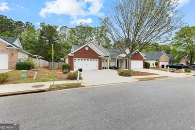 50 Stony Oak Drive, Newnan, GA 30263 - Photo 2