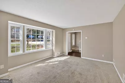 505 Rockborough Terrace, Stone Mountain, GA 30083 - Photo 4