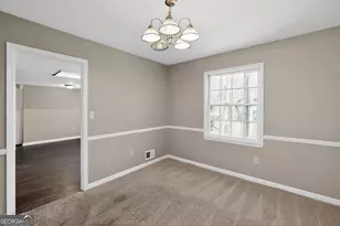 505 Rockborough Terrace, Stone Mountain, GA 30083 - Photo 8