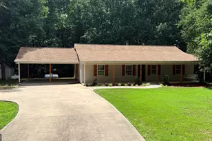 67 Fall Dr, Zebulon, GA 30295 - Photo 2