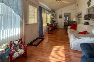 988 Mountain Shadows Dr, Cleveland, GA 30528 - Photo 2