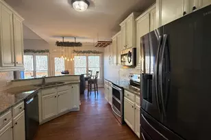 607 Black Hawk Ln, Canton, GA 30114 - Photo 16