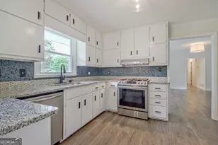 306 Tyrone Rd, Fayetteville, GA 30214 - Photo 12