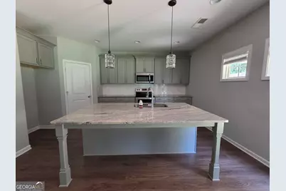 208 N Davis Road, Lagrange, GA 30241 - Photo 8