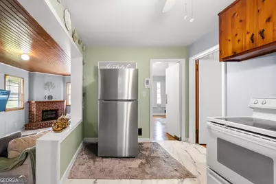 135 5th Avenue, Jonesboro, GA 30236 - Photo 6