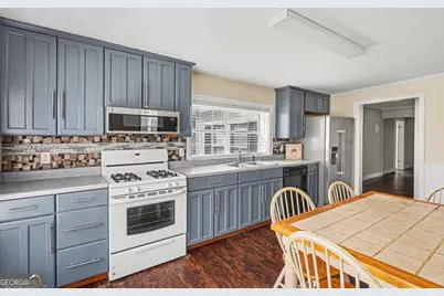 707 E McIntosh Road, Griffin, GA 30223 - Photo 8