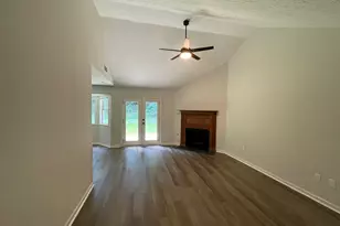 60 Doe Run Dr, Sharpsburg, GA 30277 - Photo 4