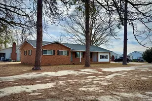 36 N Cromartie St, Hazlehurst, GA 31539 - Photo 36