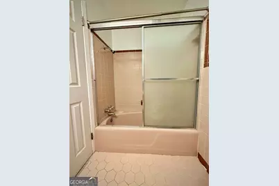 36 N Cromartie Street, Hazlehurst, GA 31539 - Photo 16