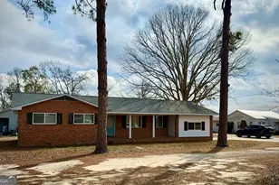 36 N Cromartie St, Hazlehurst, GA 31539 - Photo 32