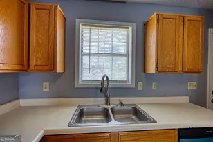 2313 Laura Ct NE, Milledgeville, GA 31061 - Photo 12