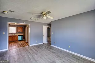 2313 Laura Ct NE, Milledgeville, GA 31061 - Photo 8