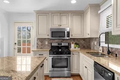 950 Eleanor Way SE, Smyrna, GA 30080 - Photo 12