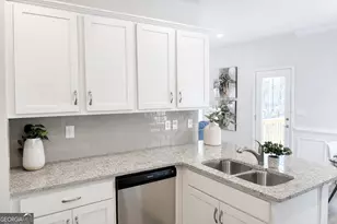 207 Laney Dr, Carrollton, GA 30117 - Photo 12