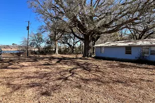 257 Dreggors Ln, Glennville, GA 30427 - Photo 2