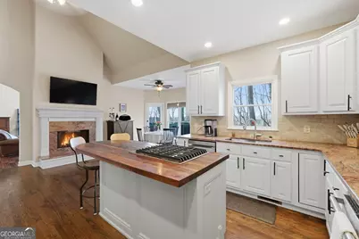 2595 Highland Pointe Drive, Cumming, GA 30041 - Photo 14