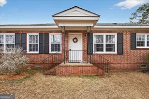 10 Carmel Dr, Statesboro, GA 30458 - Photo 2