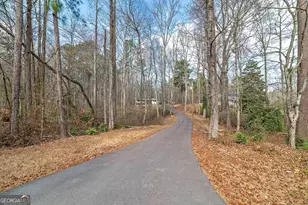 80 Northwoods Rd, Sharpsburg, GA 30277 - Photo 2