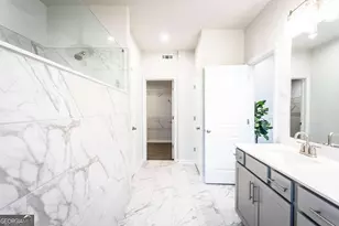 380 Sunset Hollow St, Sugar Hill, GA 30518 - Photo 20