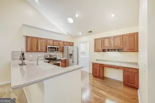 1502 Sweet Apple Cir, Alpharetta, GA 30004 - Photo 8