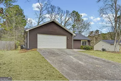 339 Park Ridge Circle, Riverdale, GA 30274 - Photo 2