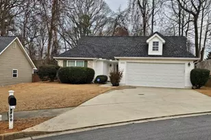 4900 Buckeye Pl, Atlanta, GA 30349 - Photo 1