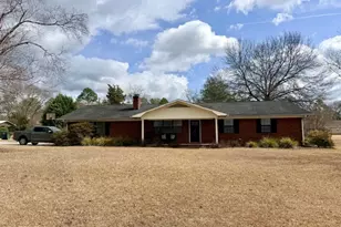 705 S Kennedy St, Metter, GA 30439 - Photo 46