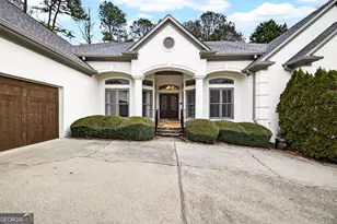 1235 Regency Center Dr SW, Atlanta, GA 30331 - Photo 4