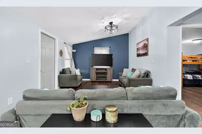 252 Lakeview Drive, Locust Grove, GA 30248 - Photo 18