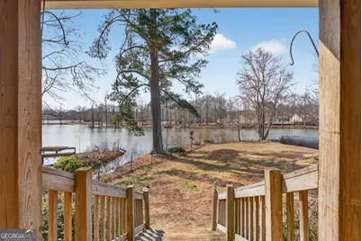 252 Lakeview Drive, Locust Grove, GA 30248 - Photo 12