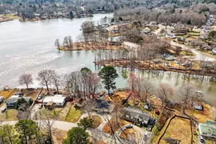 252 Lakeview Dr, Locust Grove, GA 30248 - Photo 2