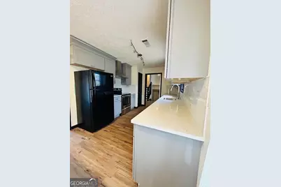 1758 Eric Circle, Lawrenceville, GA 30043 - Photo 20