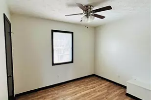 1758 Eric Cir, Lawrenceville, GA 30043 - Photo 10