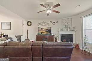 4353 Calidge Dr, Fairburn, GA 30213 - Photo 6