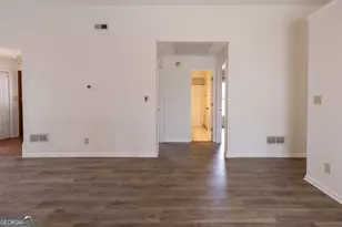 112 Glendale Dr, Peachtree City, GA 30269 - Photo 4