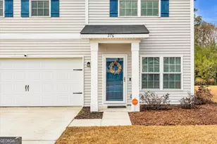 276 Brightleaf Cir, Hinesville, GA 31313 - Photo 2