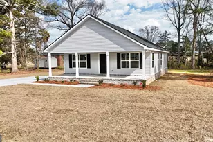 103 Continental St, Glennville, GA 30427 - Photo 2