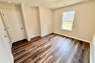 103 Continental St, Glennville, GA 30427 - Photo 18